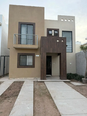 5_3030 | CASA EN RENTA FRACC VIÑEDOS | INMOBILIARIA AHOME